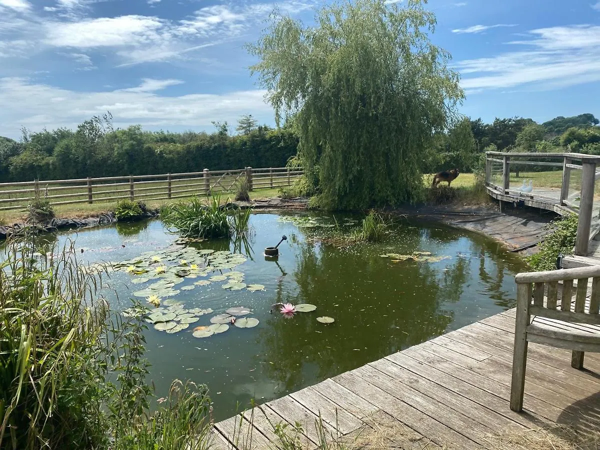 The Deerview Lodge Cardiff 0*,  United Kingdom